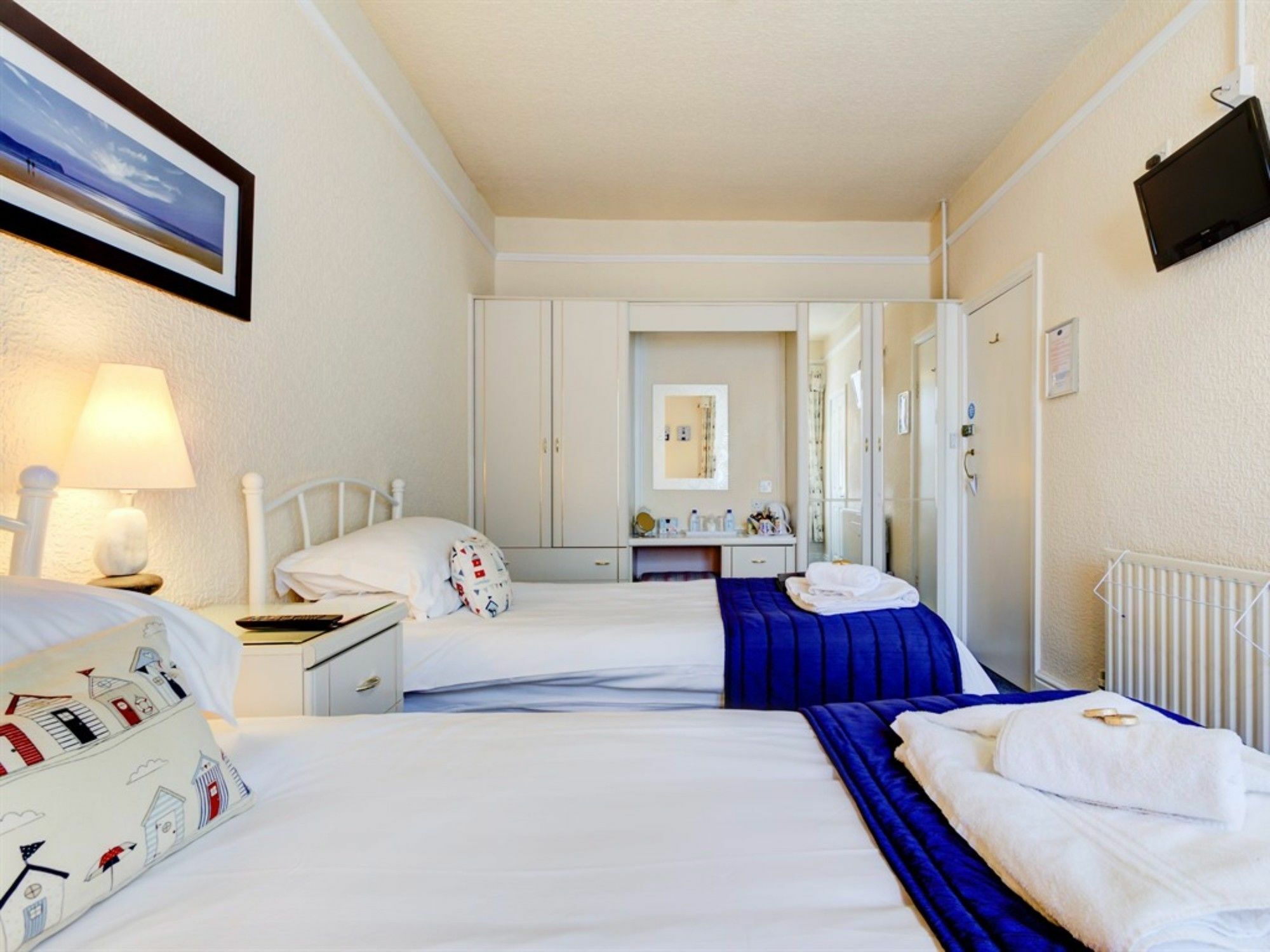 The Cavendish Hotel Scarborough Exterior photo